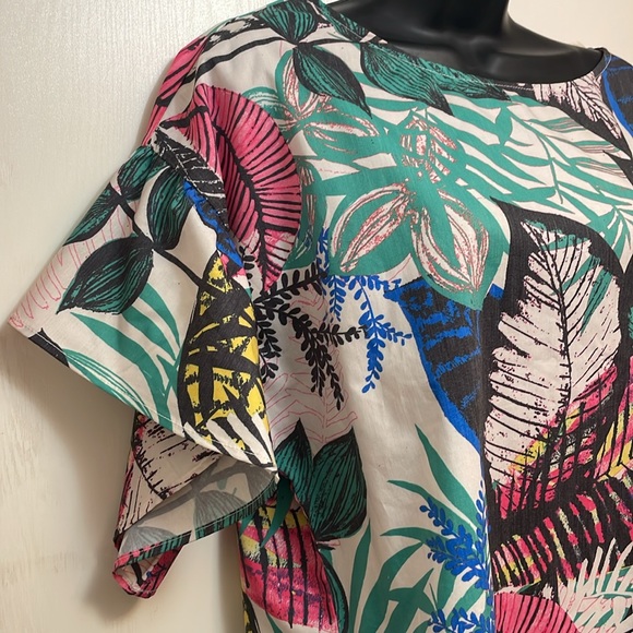 Flying tomato, large, women’s ruffle sleeve lightweight shirt. Safari print. - Picture 7 of 11